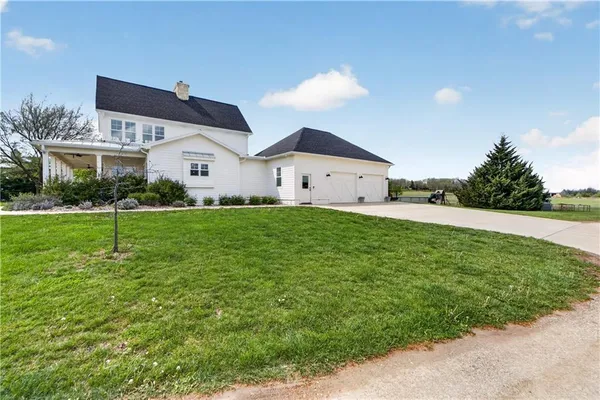 $1,350,000 | 17270 Stillwell Road, Bonner Springs, KS 66012