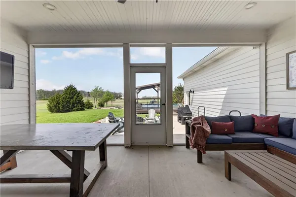 $1,350,000 | 17270 Stillwell Road, Bonner Springs, KS 66012