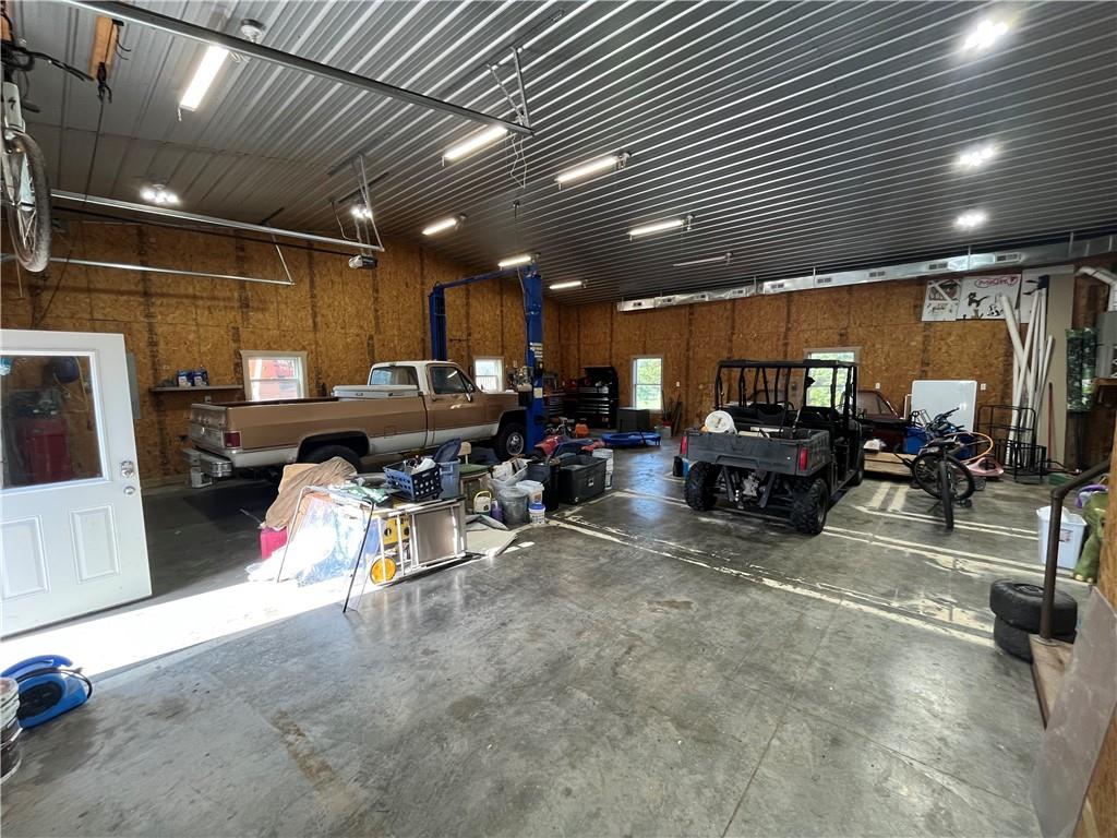 17270 Stillwell Road Bonner Springs, KS 66012 - Photo 5 of 6