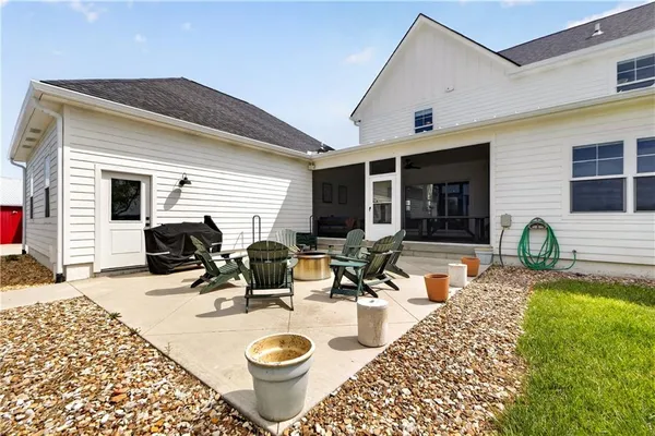 $1,350,000 | 17270 Stillwell Road, Bonner Springs, KS 66012