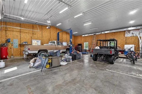 $1,350,000 | 17270 Stillwell Road, Bonner Springs, KS 66012