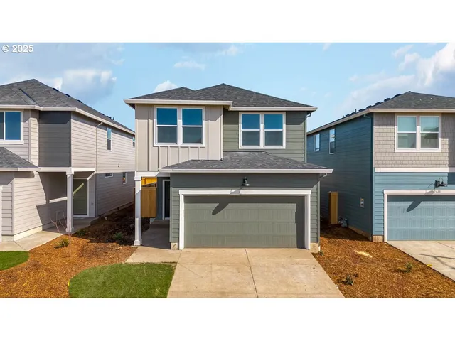 $434,995 | 2853 U Street, Springfield, OR 97477