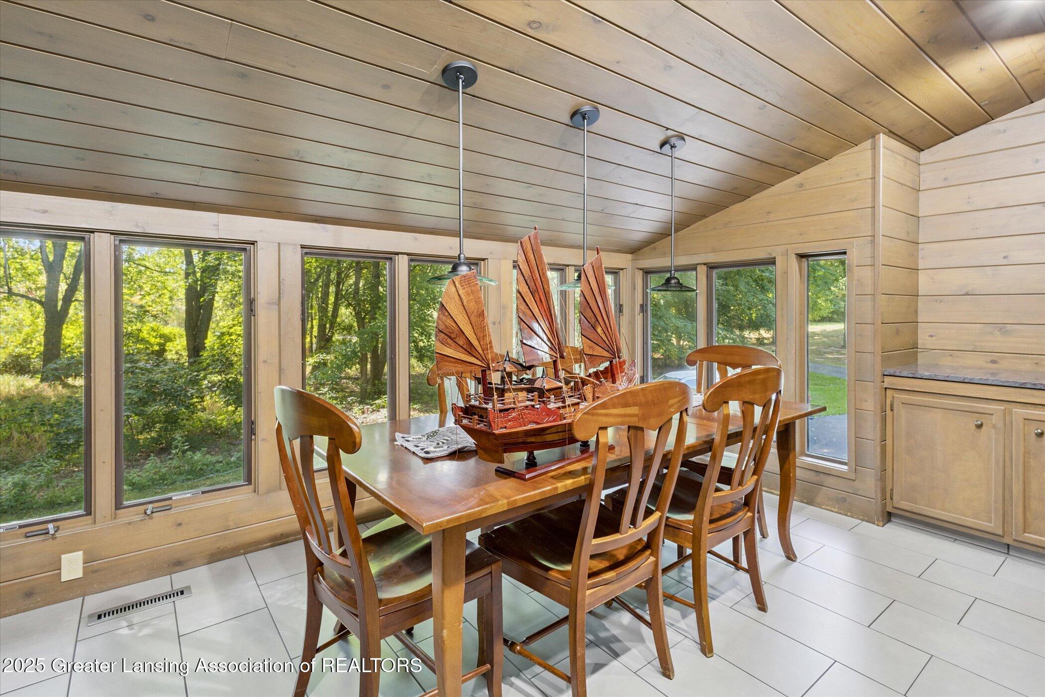 500 Newman Road Okemos, MI 48864 - Photo 21 of 69 20-500-Newman-Rd-Okemos-MI-48864-WindowS