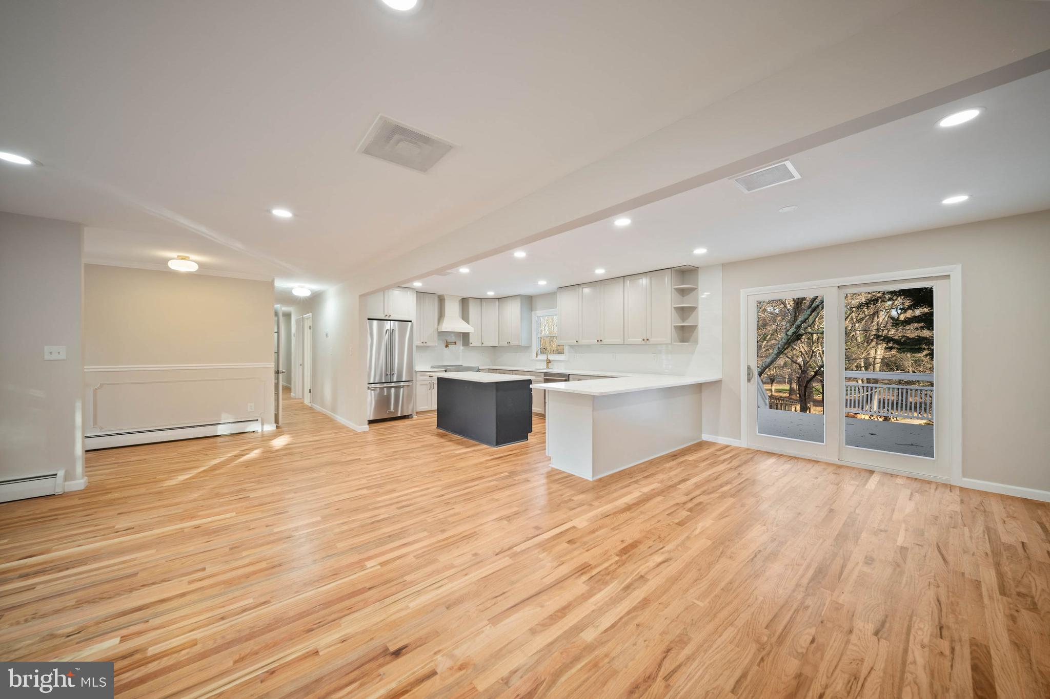 1515 Ivy Hill Road Cockeysville, MD 21030 - Photo 5 of 31