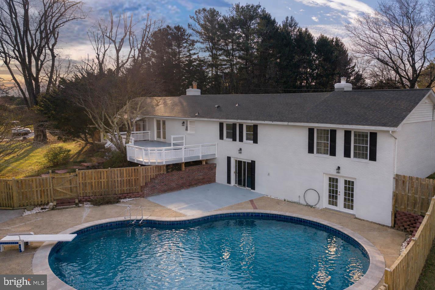 1515 Ivy Hill Road Cockeysville, MD 21030 - Photo 10 of 31