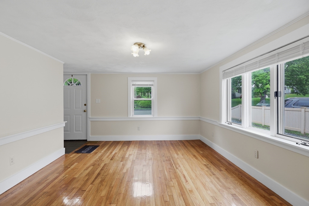 1 Brookhaven Road Worcester, MA 01606 - Photo 5 of 39