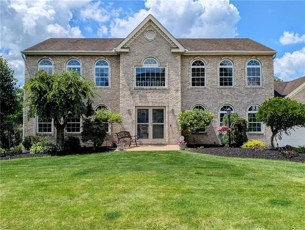 $519,900 | 570 Peregrine Drive, Irwin, PA 15642