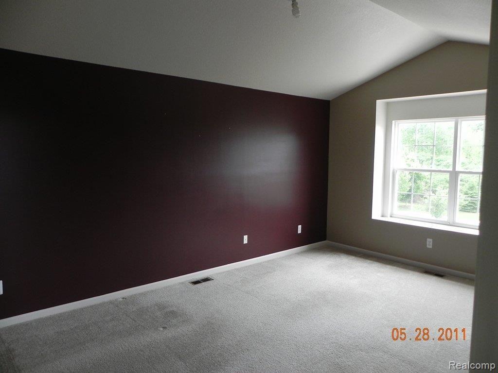 23440 Ridgeview Street, Unit 6 Taylor, MI 48180 - Photo 7 of 15 DSCN0960