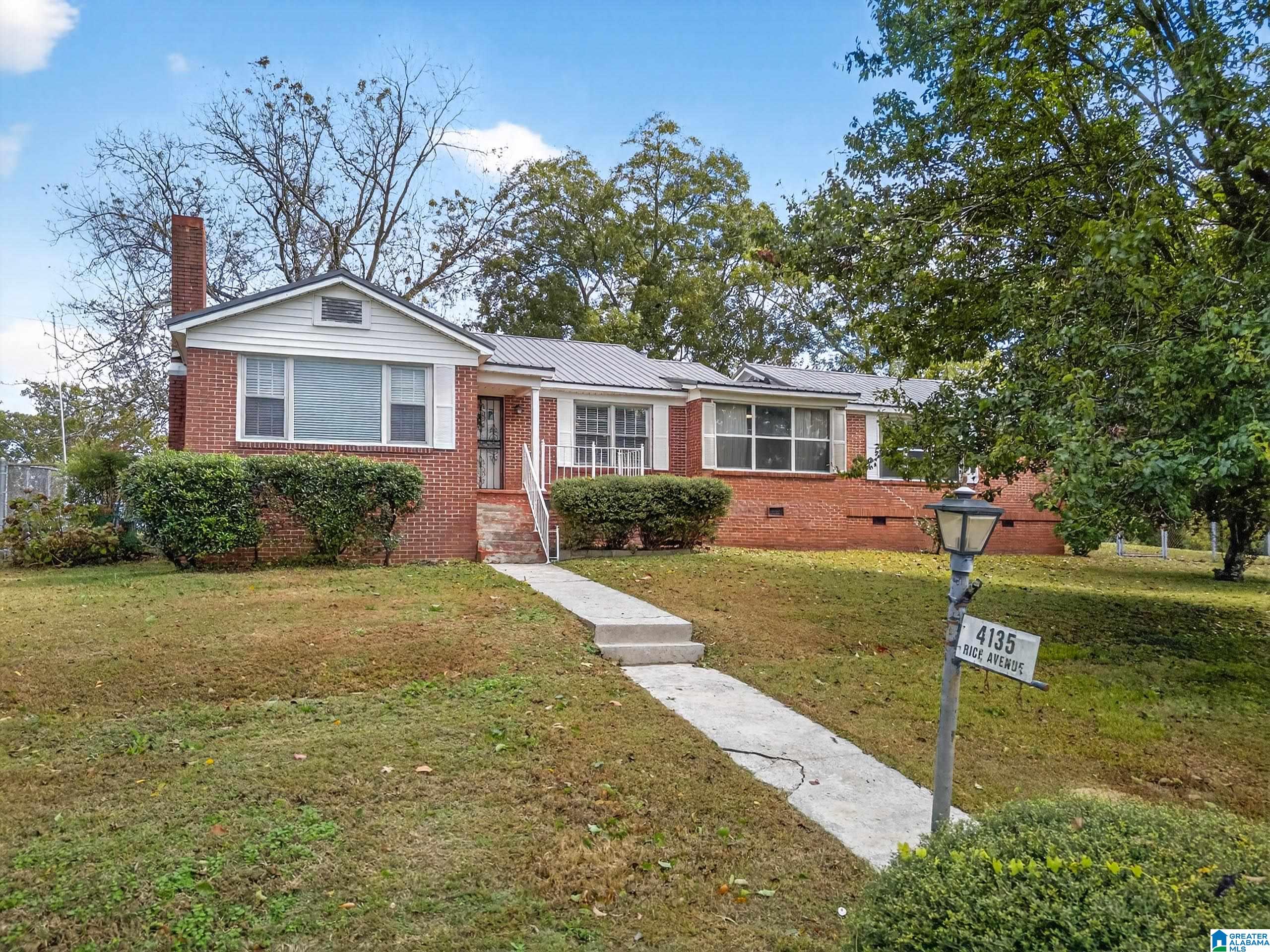 4135 Rice Avenue Anniston, AL 36206 - Photo 3 of 48