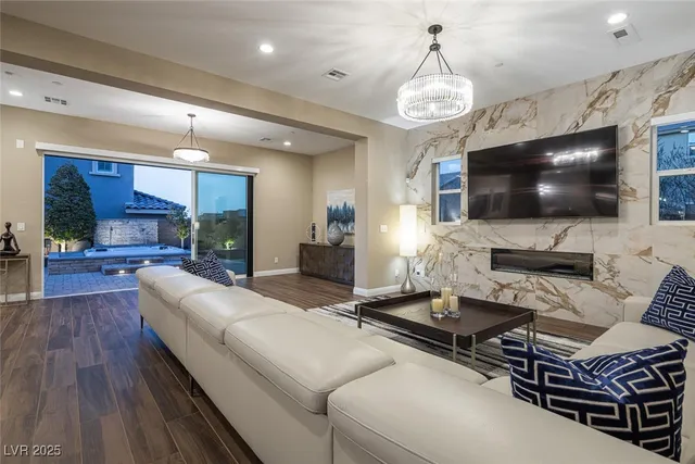 $7,498 | 3372 Dalmore Lane, Henderson, NV 89044