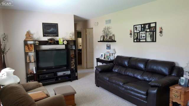 4356 Elms Road Flushing, MI 48433 - Photo 11 of 40 21178549-10.JPG