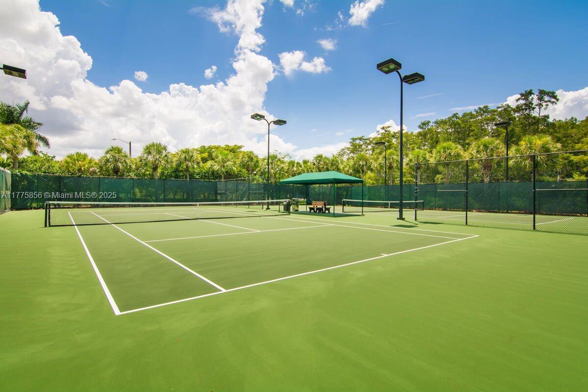 226 Norfolk Road Jupiter, FL 33469 - Photo 32 of 33 Tennis
