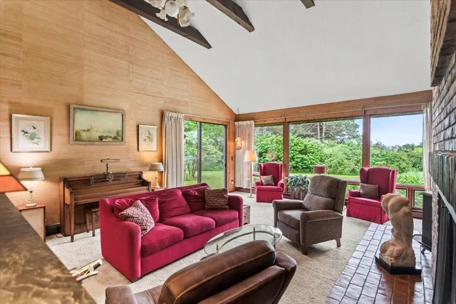 $899,000 | 92 Coventry Lane, Manchester, VT 05255