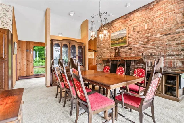 $899,000 | 92 Coventry Lane, Manchester, VT 05255