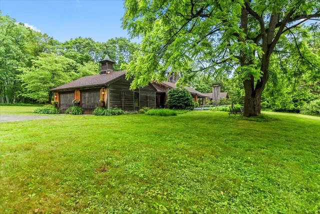 $899,000 | 92 Coventry Lane, Manchester, VT 05255