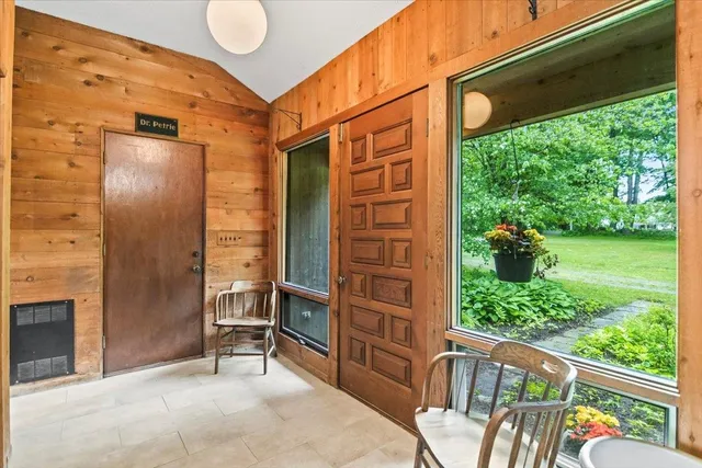 $899,000 | 92 Coventry Lane, Manchester, VT 05255