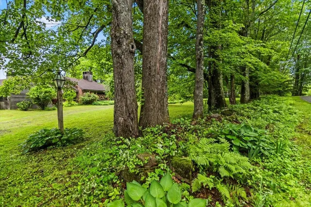 $899,000 | 92 Coventry Lane, Manchester, VT 05255