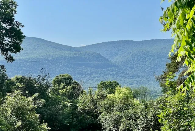 $899,000 | 92 Coventry Lane, Manchester, VT 05255