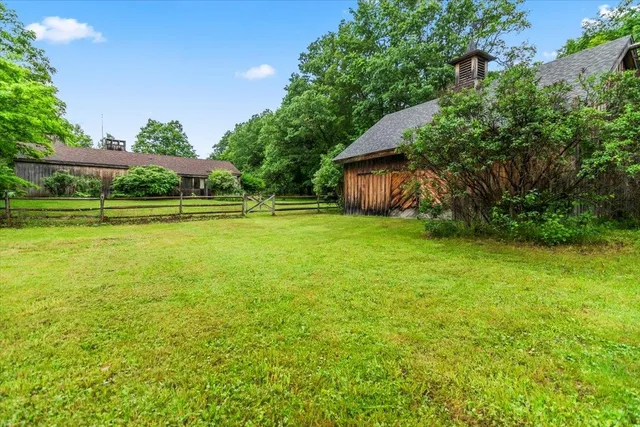 $899,000 | 92 Coventry Lane, Manchester, VT 05255