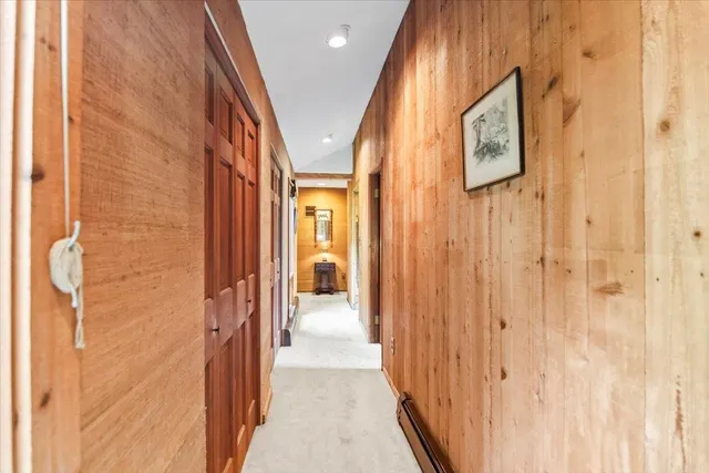 $899,000 | 92 Coventry Lane, Manchester, VT 05255