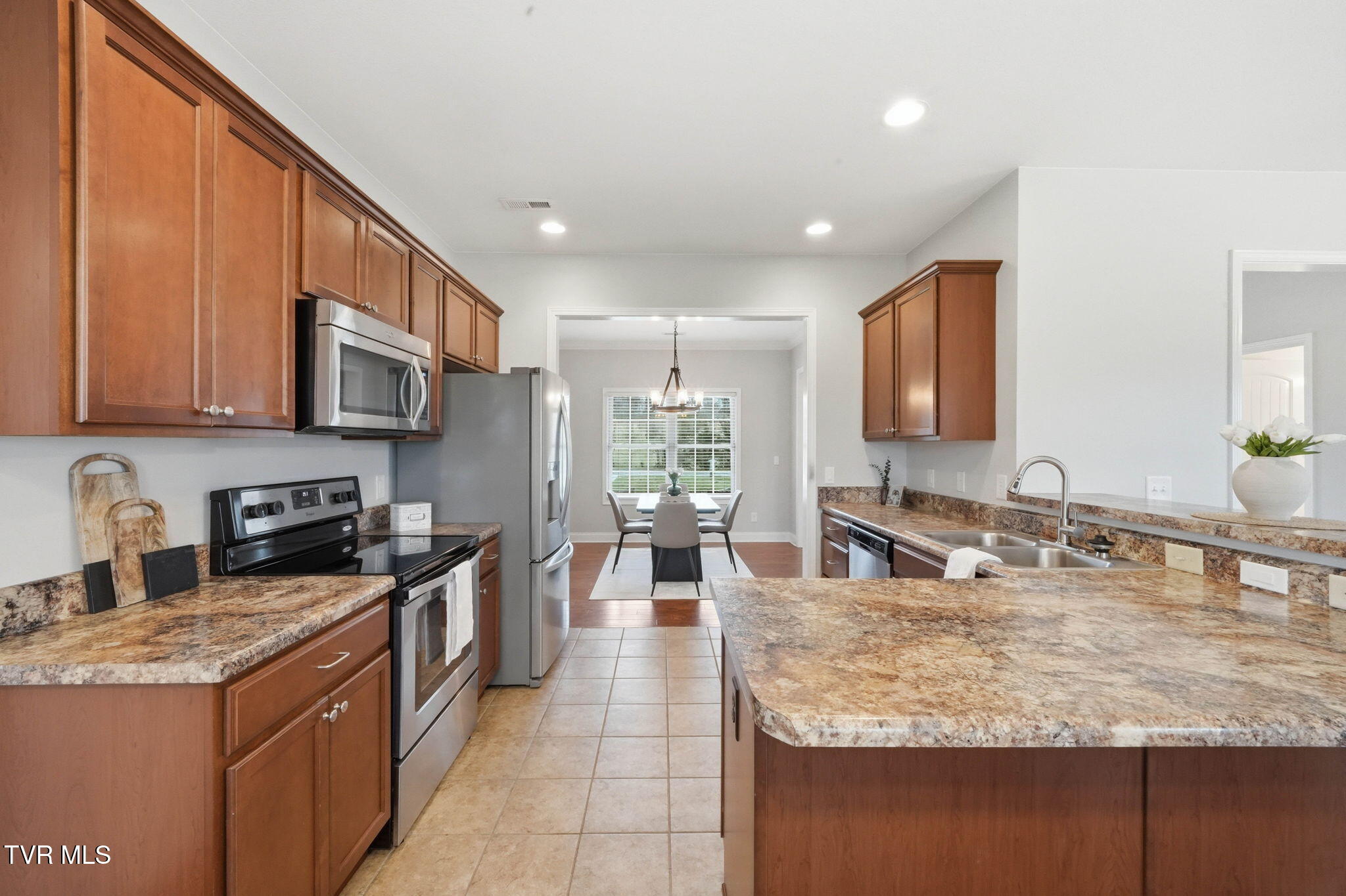 143 Anderson Road Jonesborough, TN 37659 - Photo 13 of 56 11-web-or-mls-143 Anderson Road-19