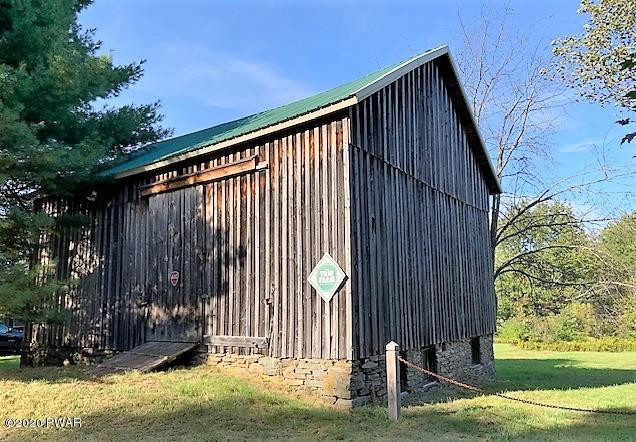 216 South Turnpike Road Newfoundland, PA 18445 - Photo 9 of 53