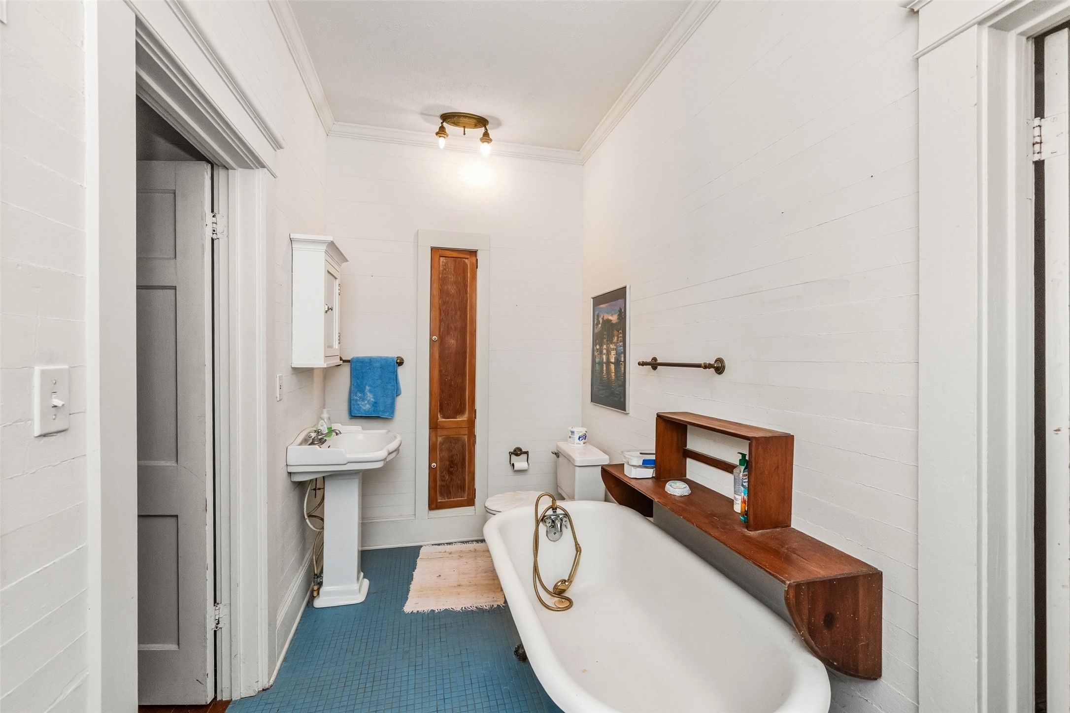695 Wightman Street Matagorda, TX 77457 - Photo 23 of 40 a view of living room with furniture and wooden floor