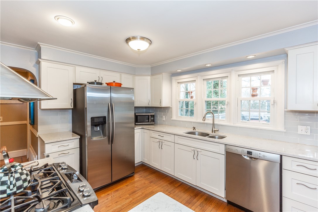 41 Bruce Lane Warwick, RI 02886 - Photo 15 of 50