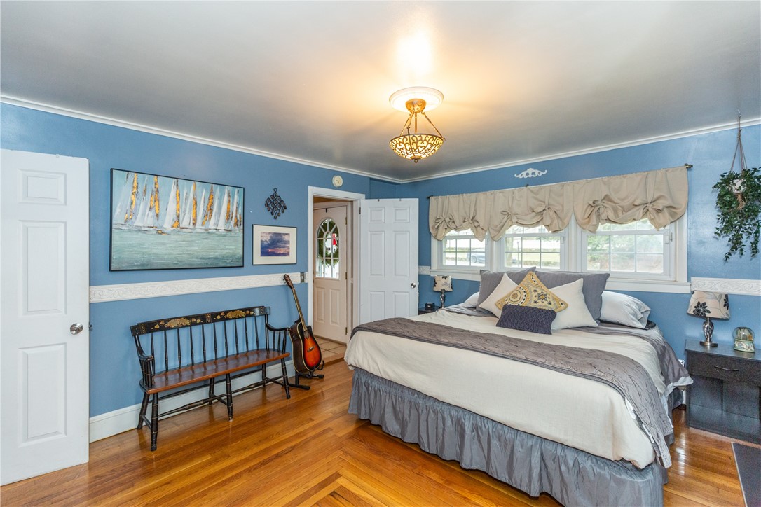 41 Bruce Lane Warwick, RI 02886 - Photo 17 of 50 First floor primary bedroom