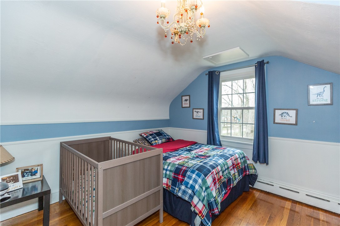 41 Bruce Lane Warwick, RI 02886 - Photo 27 of 50 Third bedroom