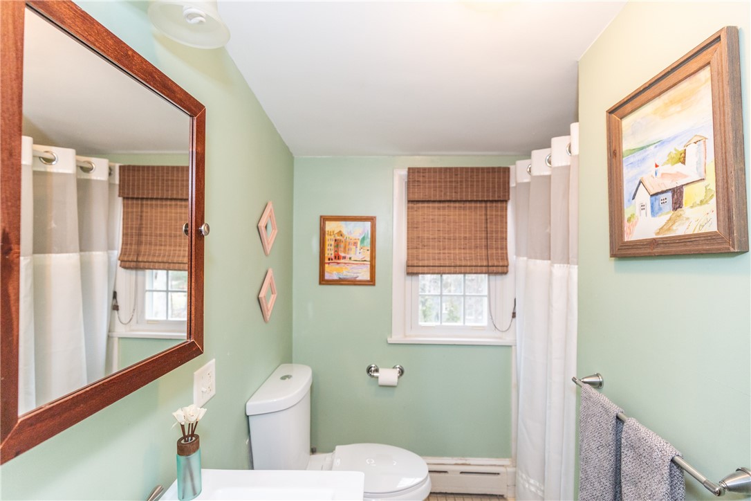 41 Bruce Lane Warwick, RI 02886 - Photo 34 of 50 Second floor bathroom