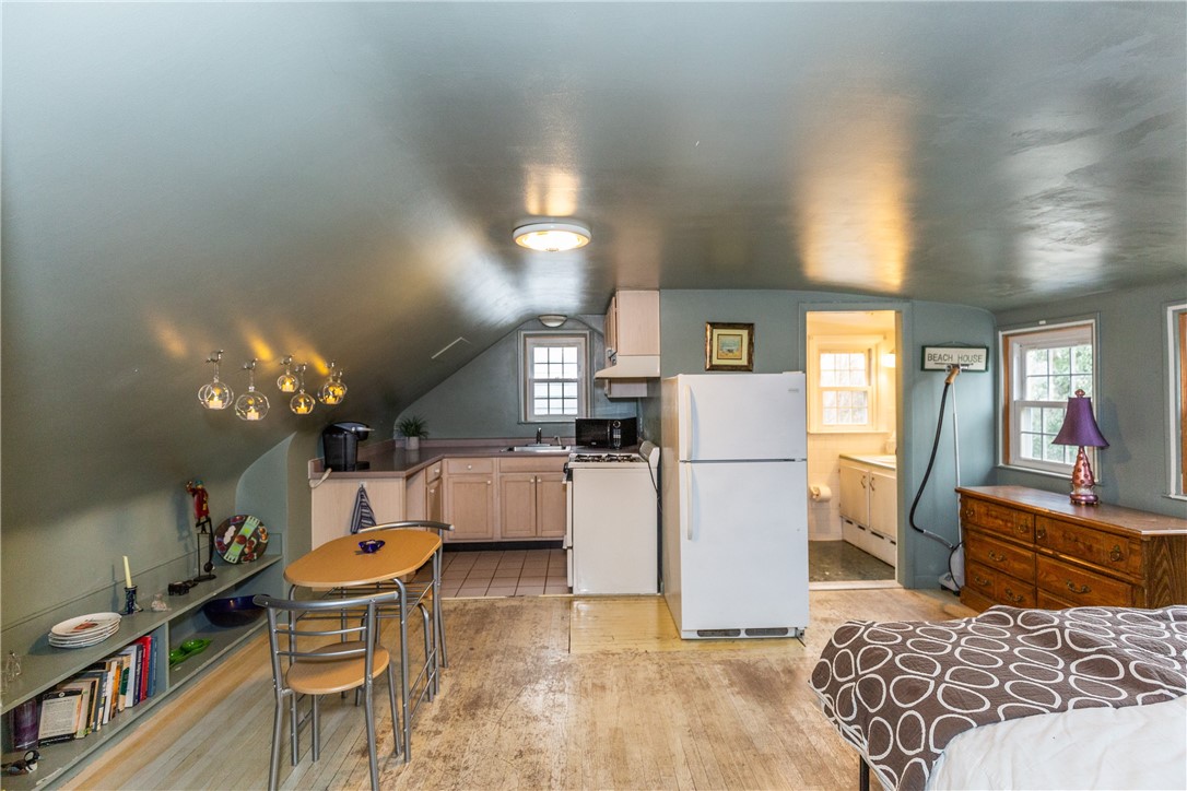 41 Bruce Lane Warwick, RI 02886 - Photo 42 of 50 Potential in-law above garage