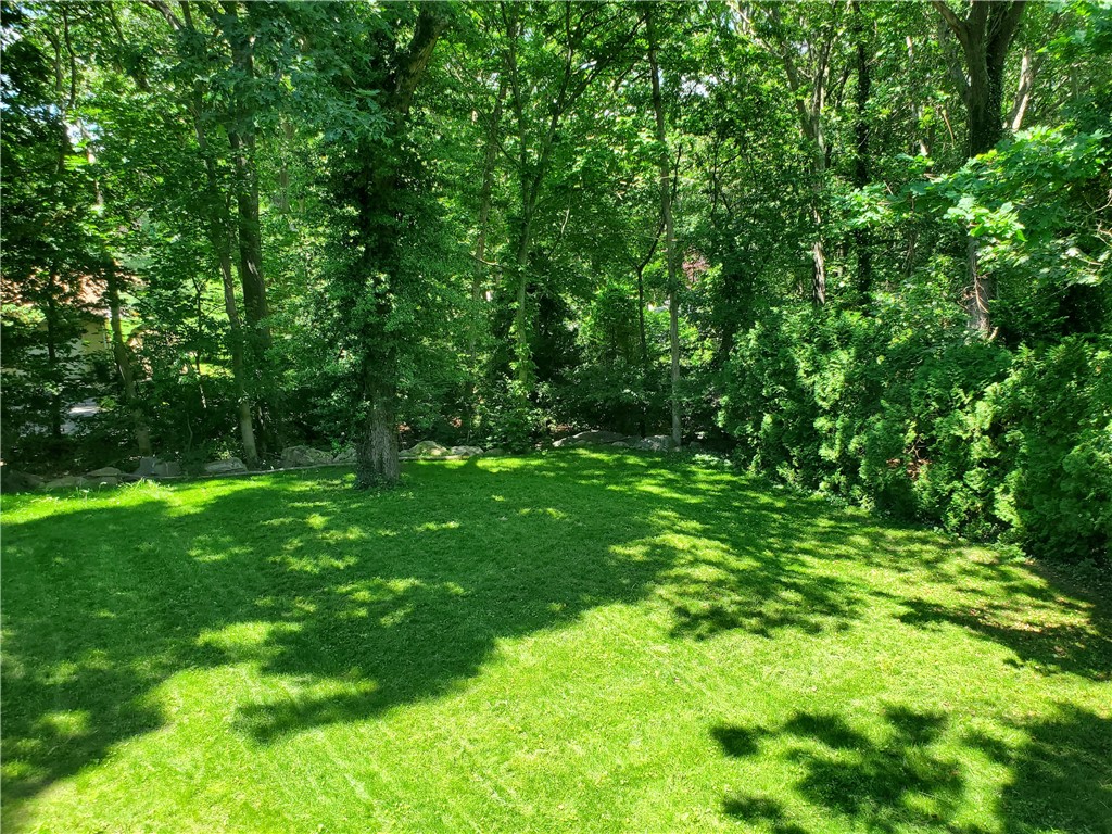 41 Bruce Lane Warwick, RI 02886 - Photo 45 of 50 Summer