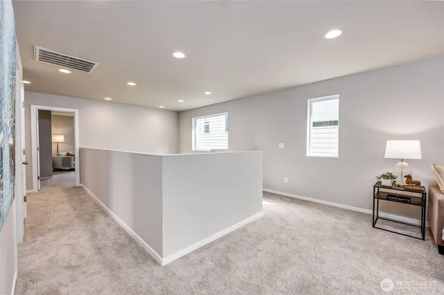 $580,950 | 344 Northeast Shadowhawk Lane, Bremerton, WA 98311