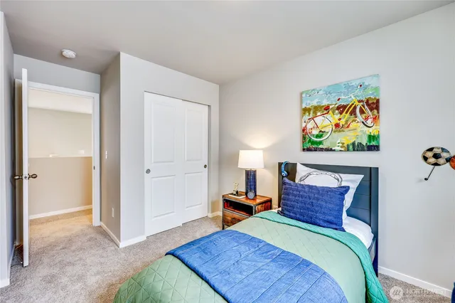 $580,950 | 344 Northeast Shadowhawk Lane, Bremerton, WA 98311