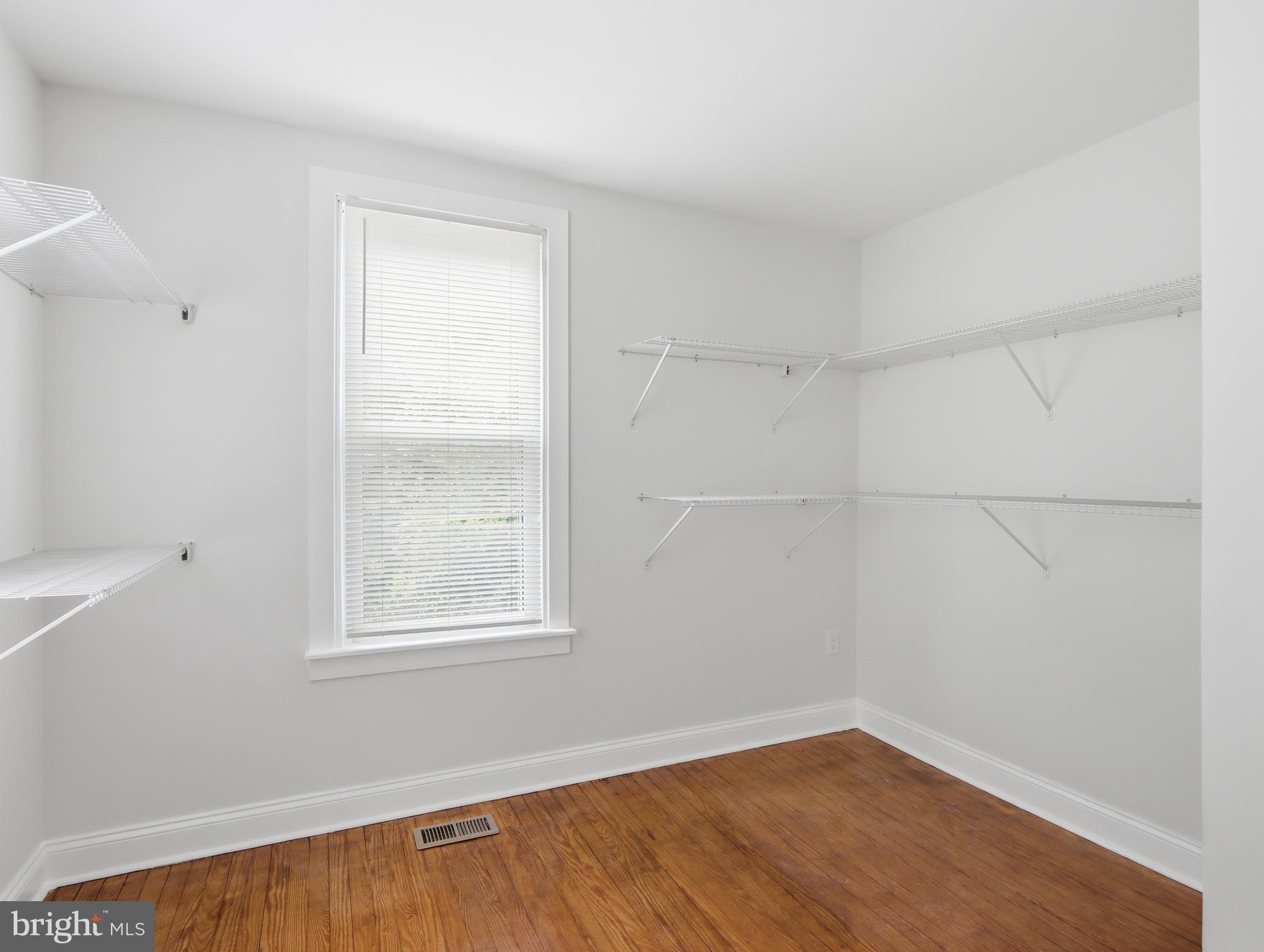 6008 Clearspring Road Baltimore, MD 21212 - Photo 39 of 63 Walk-in closet for primary suite