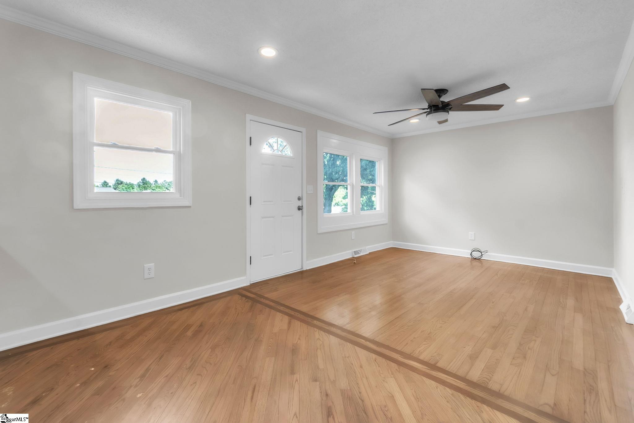 116 State Rd S-42-2623 Greer, SC 29651 - Photo 5 of 27