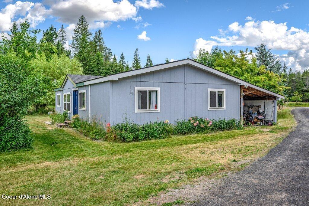 1822 Kootenai Trail Road Naples, ID 83847 - Photo 15 of 73 Main House