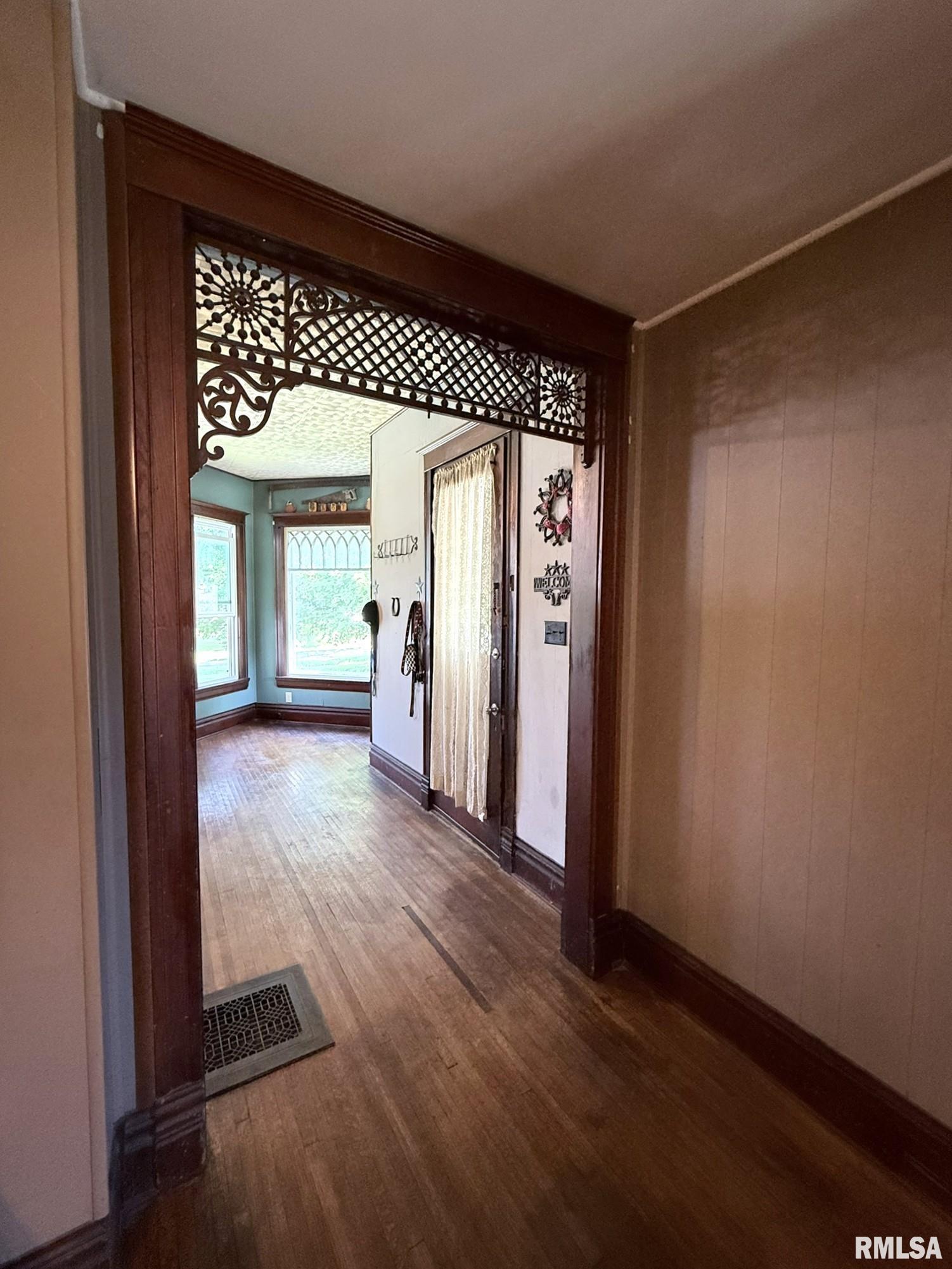 135 North Harding Street Kirkwood, IL 61447 - Photo 7 of 16