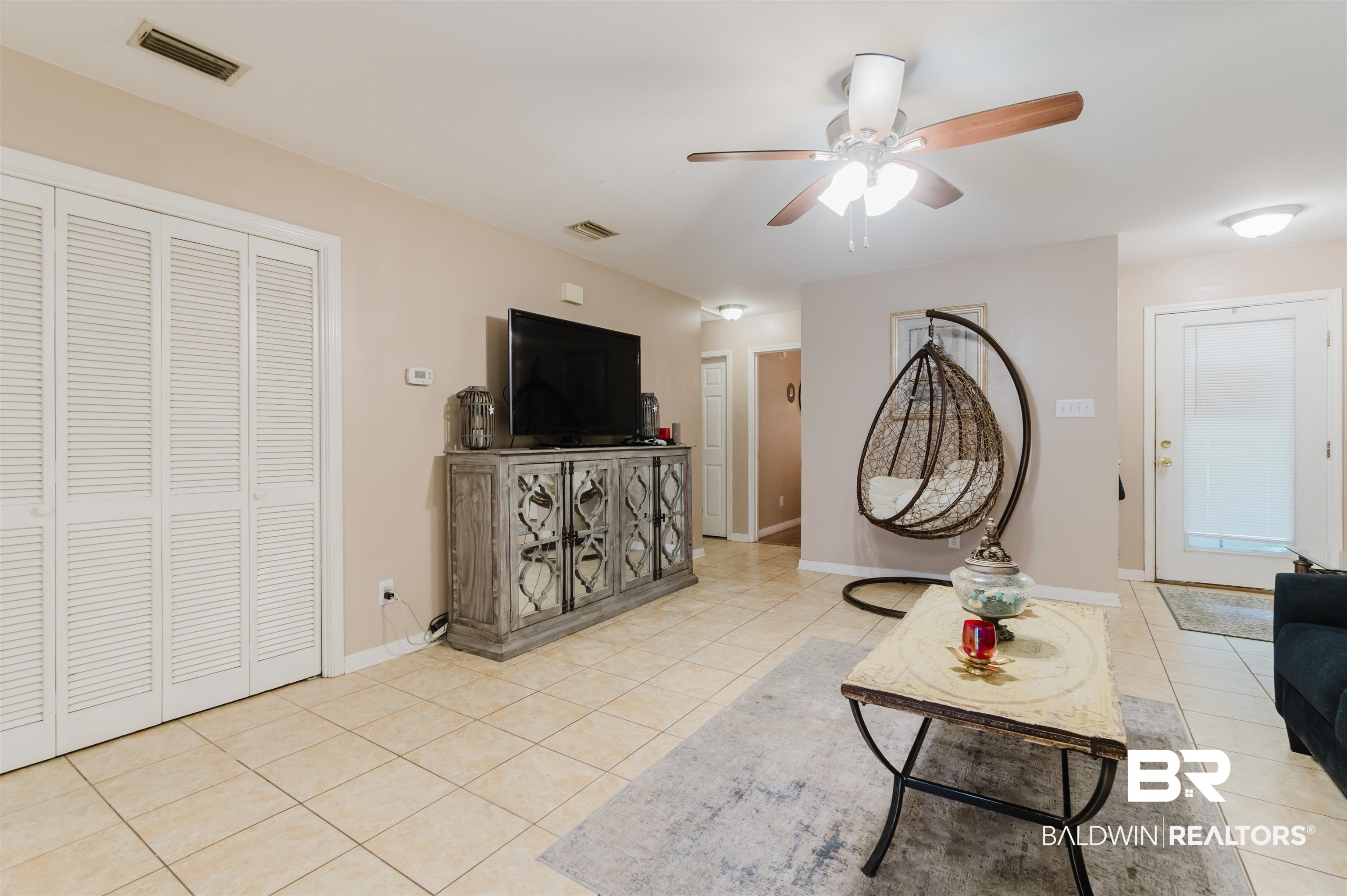 20134 Lowery Lane Gulf Shores, AL 36542 - Photo 6 of 84