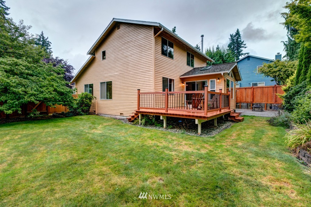 2426 182nd Place Southeast Bothell, WA 98012 - Photo 2 of 25 Gallery Image 2