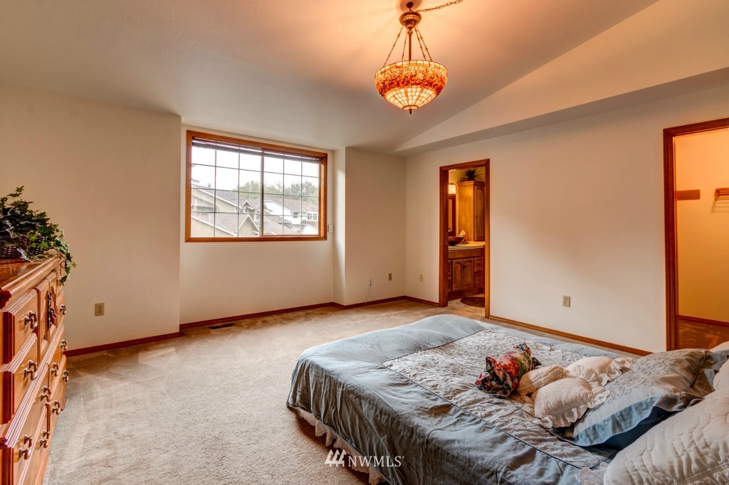2426 182nd Place Southeast Bothell, WA 98012 - Photo 17 of 25 Gallery Image 17