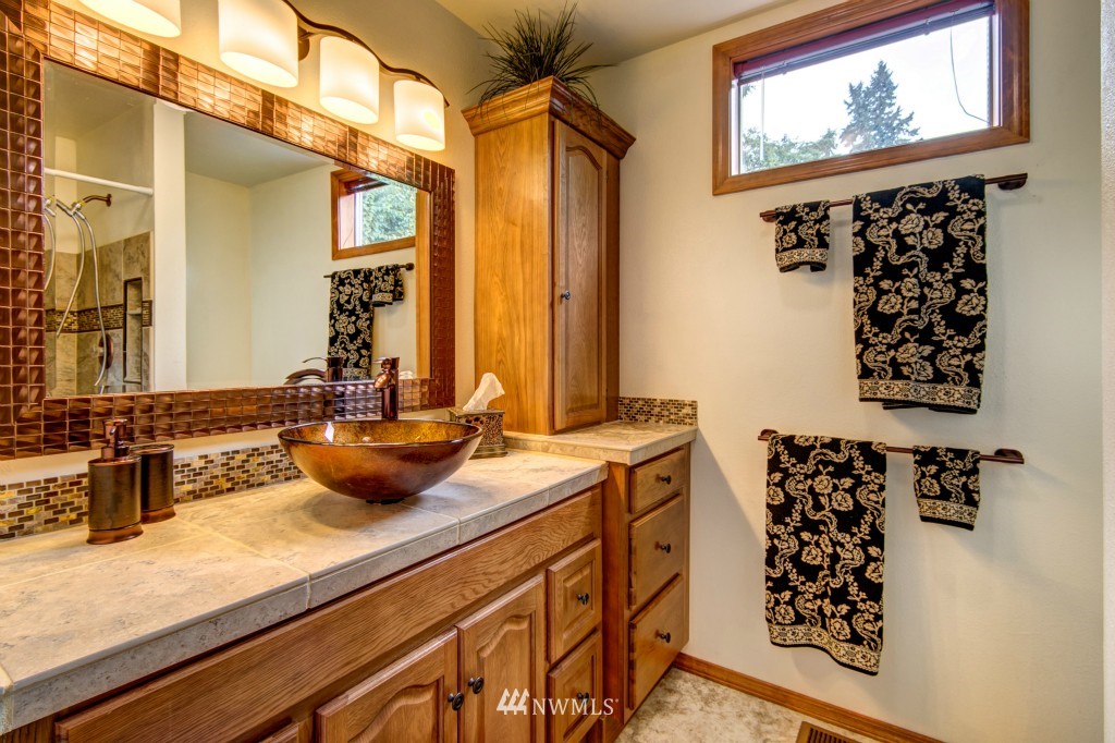 2426 182nd Place Southeast Bothell, WA 98012 - Photo 19 of 25 Gallery Image 19