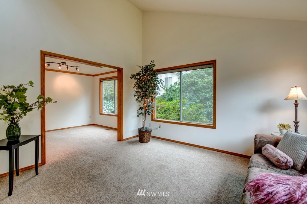 2426 182nd Place Southeast Bothell, WA 98012 - Photo 7 of 25 Gallery Image 7