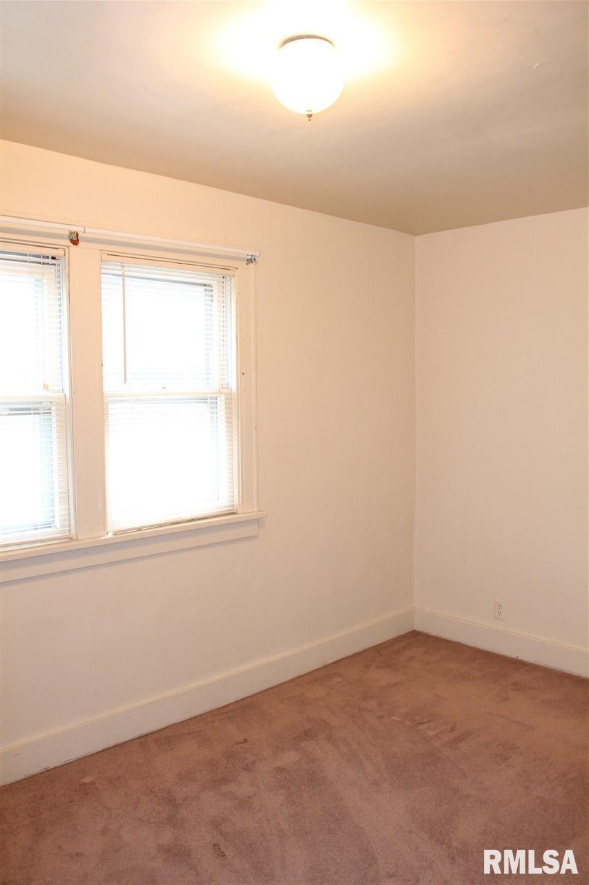 1127 11th Street Moline, IL 61265 - Photo 17 of 21