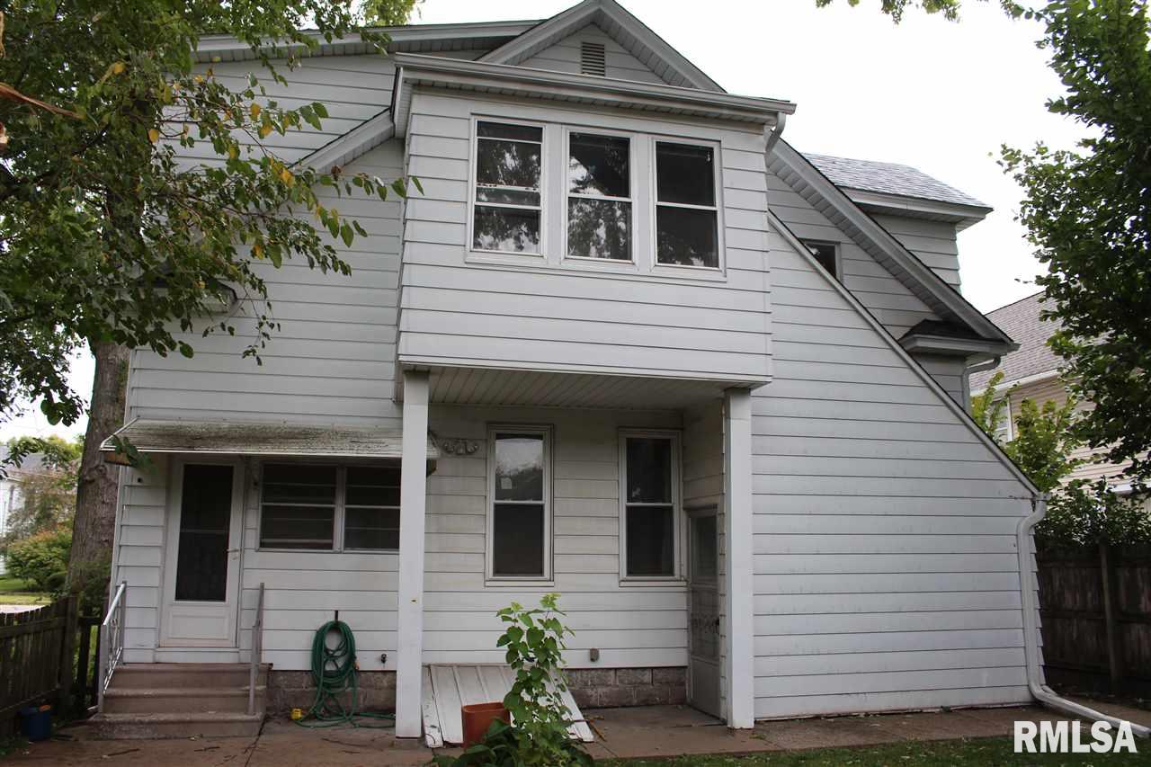 1127 11th Street Moline, IL 61265 - Photo 3 of 21