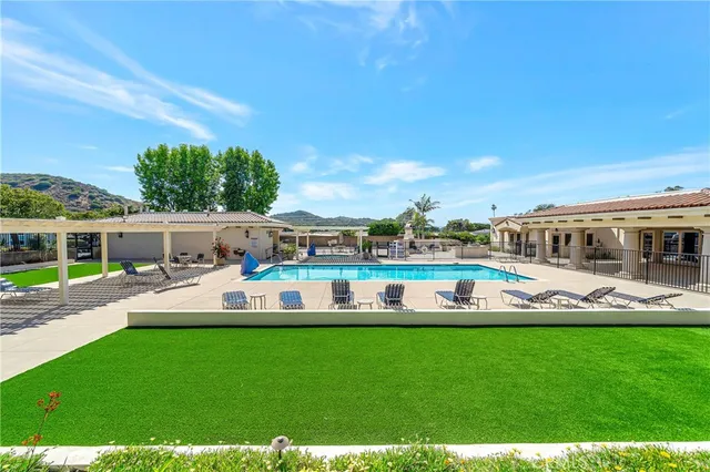 $2,765 | 24 Gitana Avenue, Unit 164, Camarillo, CA 93012