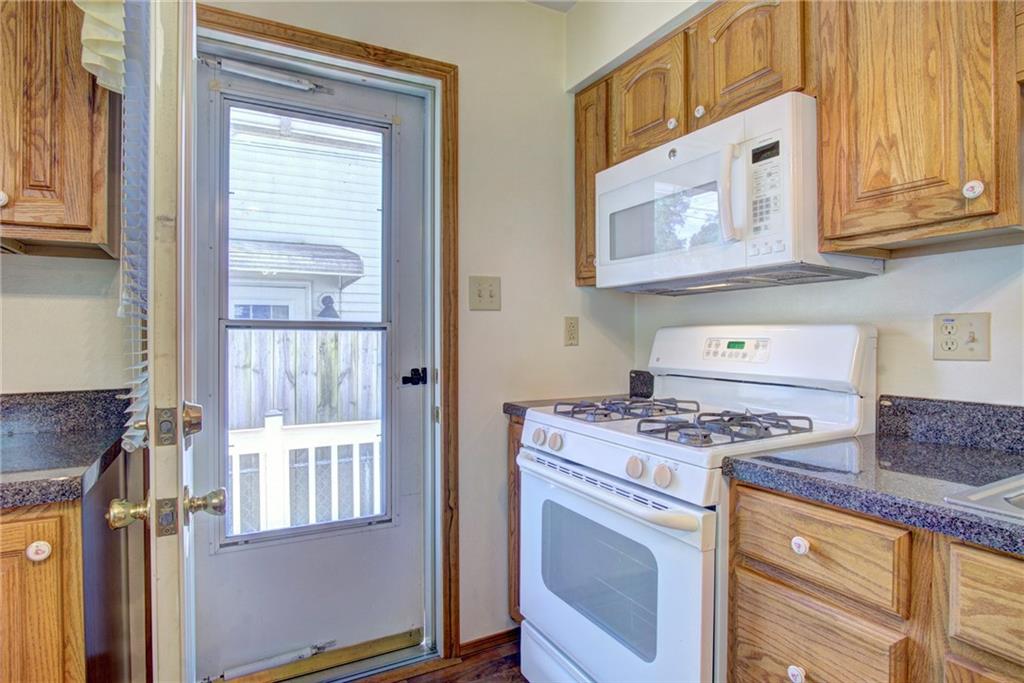 730 Jefferson Road Pittsburgh, PA 15235 - Photo 7 of 21 Gallery Image 7