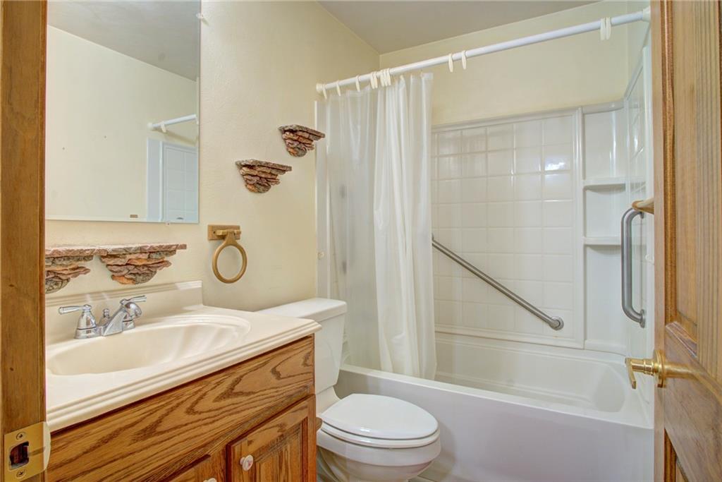 730 Jefferson Road Pittsburgh, PA 15235 - Photo 9 of 21 Gallery Image 9