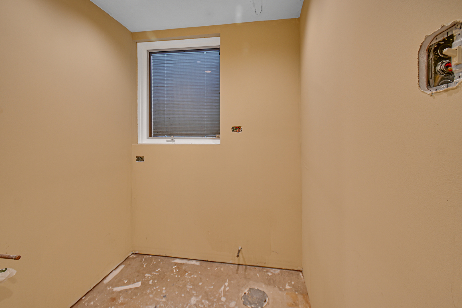4112 Sunset Road Matteson, IL 60443 - Photo 20 of 28 a view of a small space